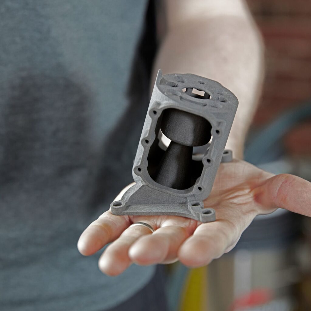 Detailaufnahme von Nylon 12 SLS-Pulver – feine Körnung für hohe Druckqualität und langlebige Prototypen.